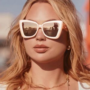 Quay Australia oversized chain reaction sunglasses NWT - Pearl/rose
